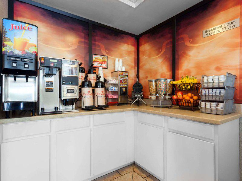 8715AAFA7126D458E56C086B40A0162E