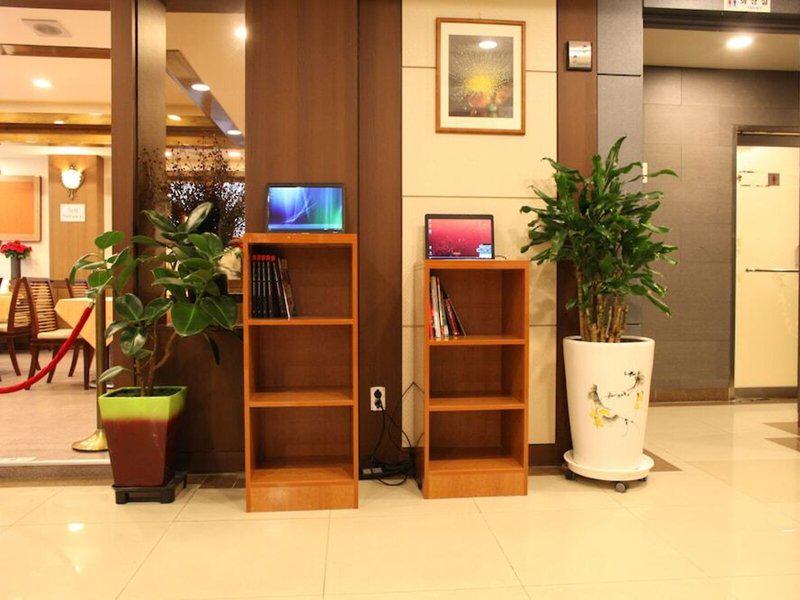 B34B88026C494B19378C815EF1419172