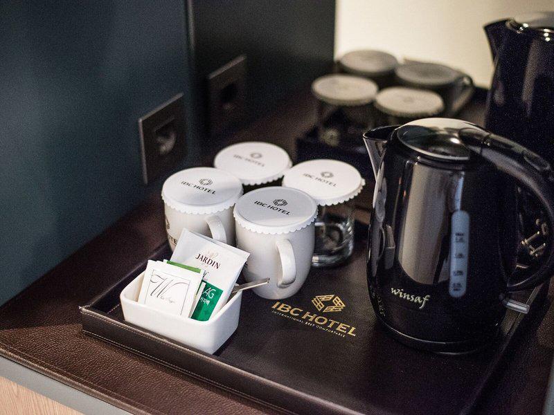 E9C1CAD20C766FC8674EAD7AB2A926A5