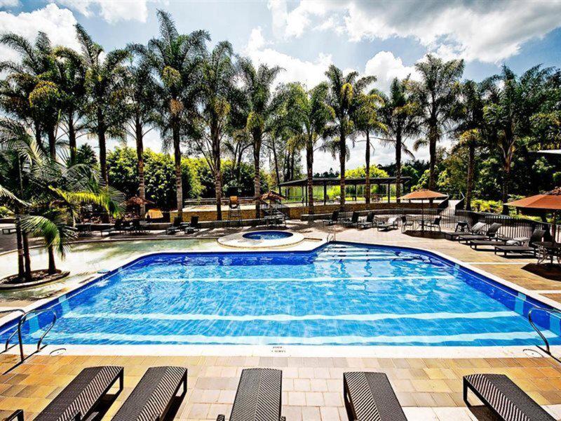 BDE983C38AEE7E04E4D75F4C95888E81