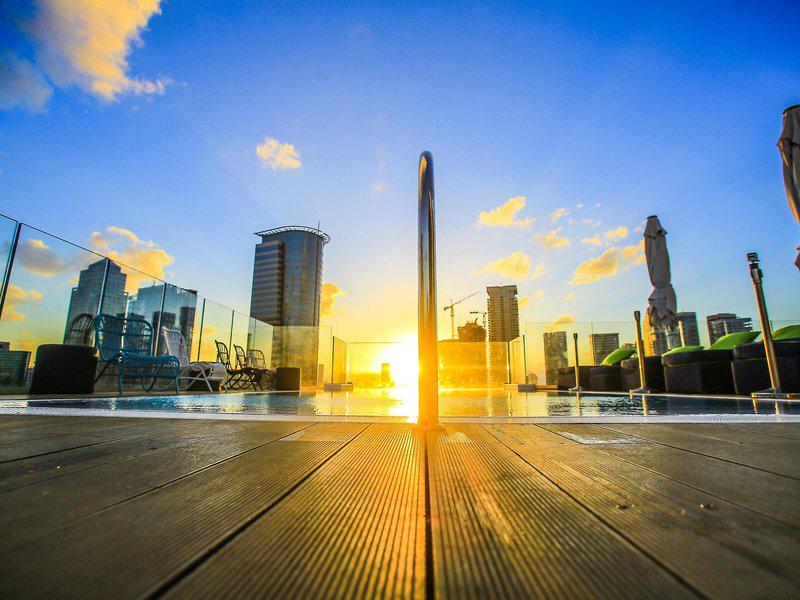 F71C02A8610A91F40B6B918418626CA5