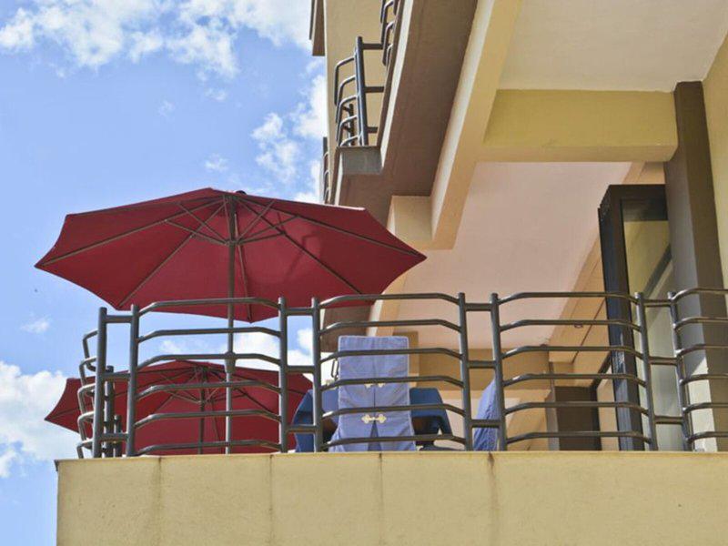 DEE3B3E7708A89C6E2206B7A475D49DB