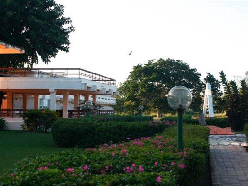 53E6FC414A8AB5341130441C4D8A2854