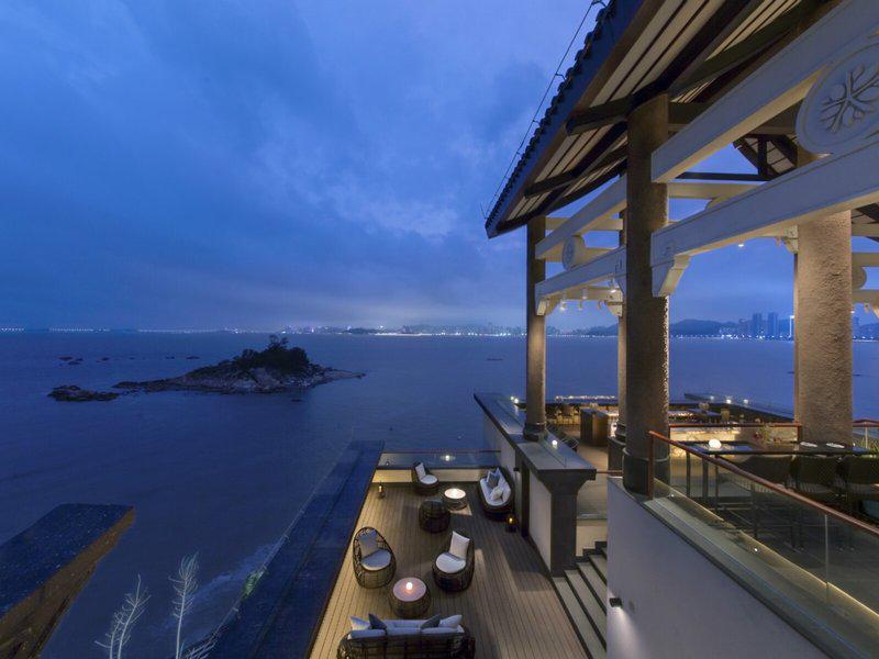 D9AC32EE732F1D12DD1E89B3DB74E45B