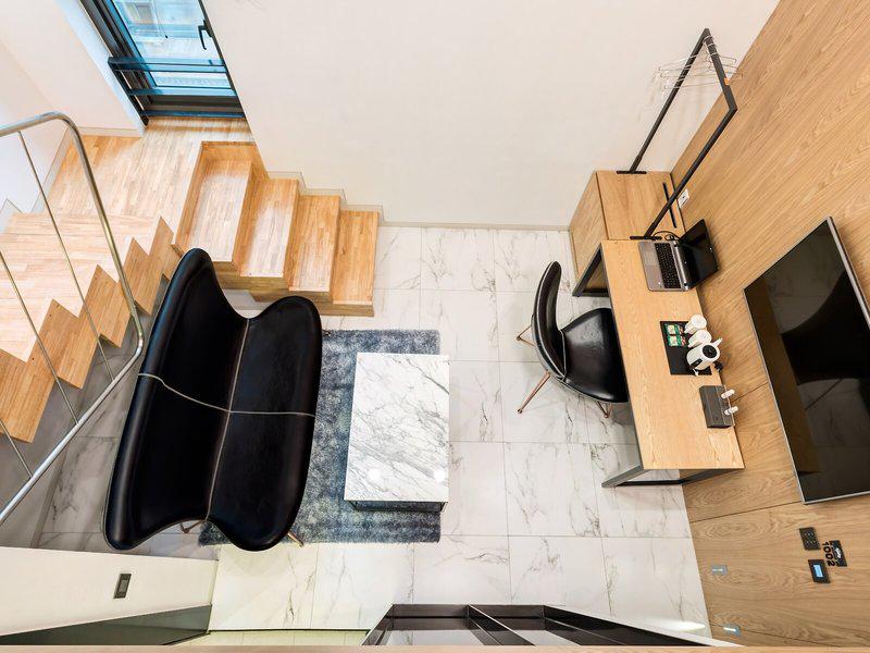 25A5AAB02E8ECD32CD347D1D6B06C2D3