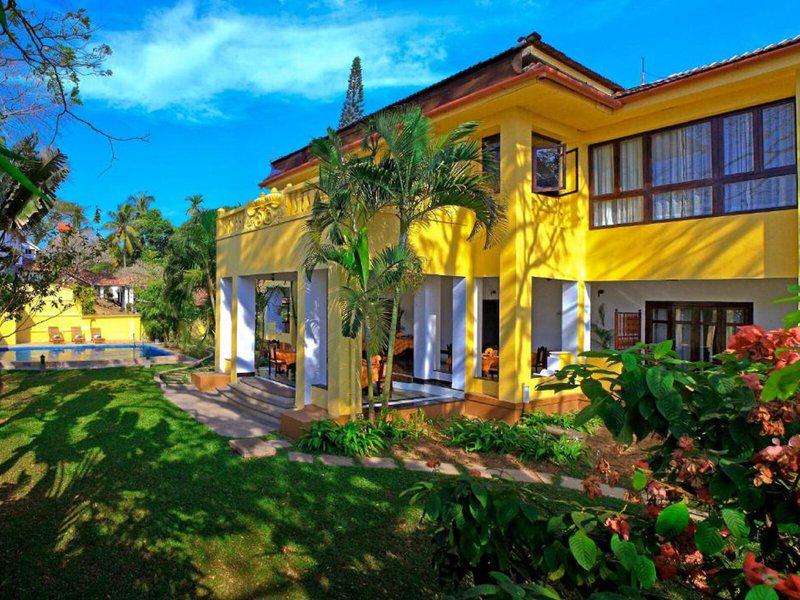 2700AD638E65644E18C3422F68BFF79D