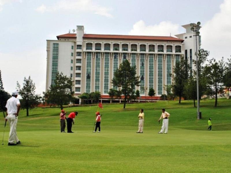 0859AFDDAD3E9131BA27F5BCA6622316