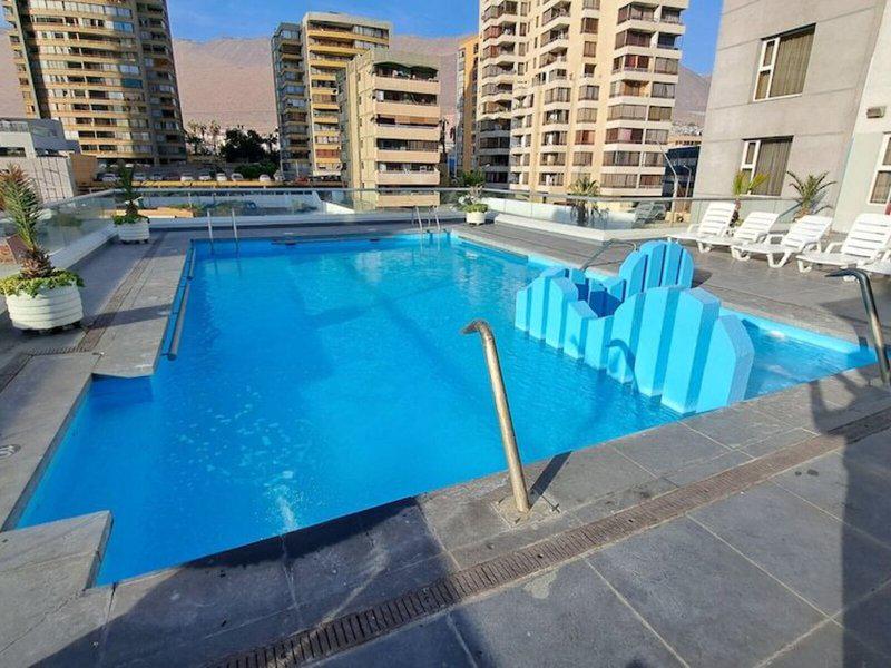 87C3DCAAC63B37487A78CD56B4002D7A