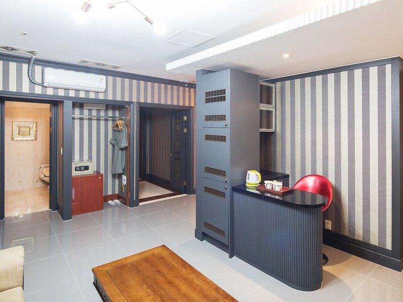 4DD110F2D09227A37ADFC24920D4D6BC