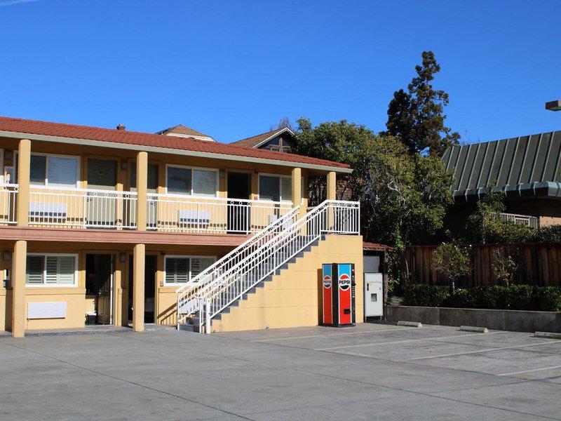 3CDADB294ED10281BD1725A4A69E9BE3