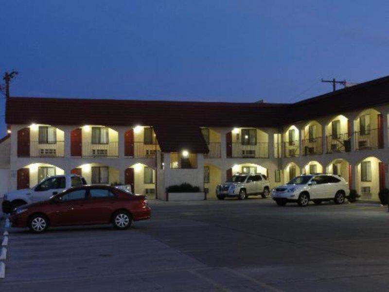 B979D931C27E91D5460B2B82286415BA