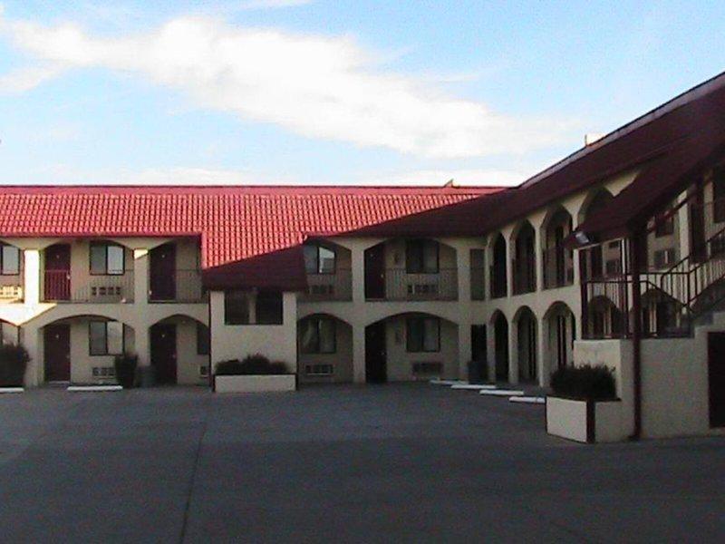 E172791398E7E97981C1C778A278737E