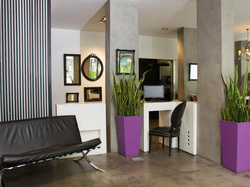 64F01D9A43B26A8827C4BAF1440D87F9