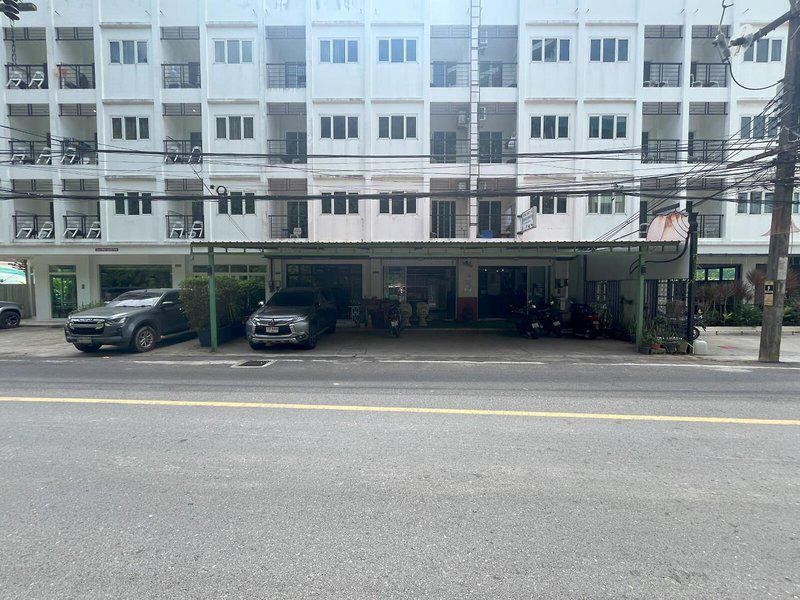 07375BF9B7C67D881F281212E6C60AE3