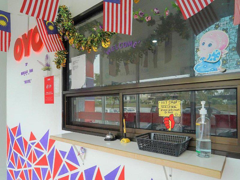 E839D75DF6D8E7A5334BD9FE67374004