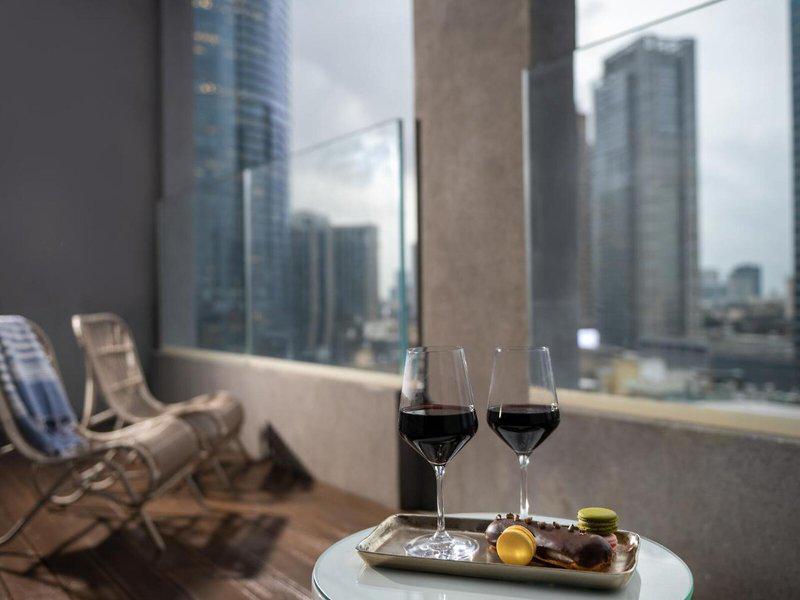 F511689E0B22FD885A11FFC6403A6975