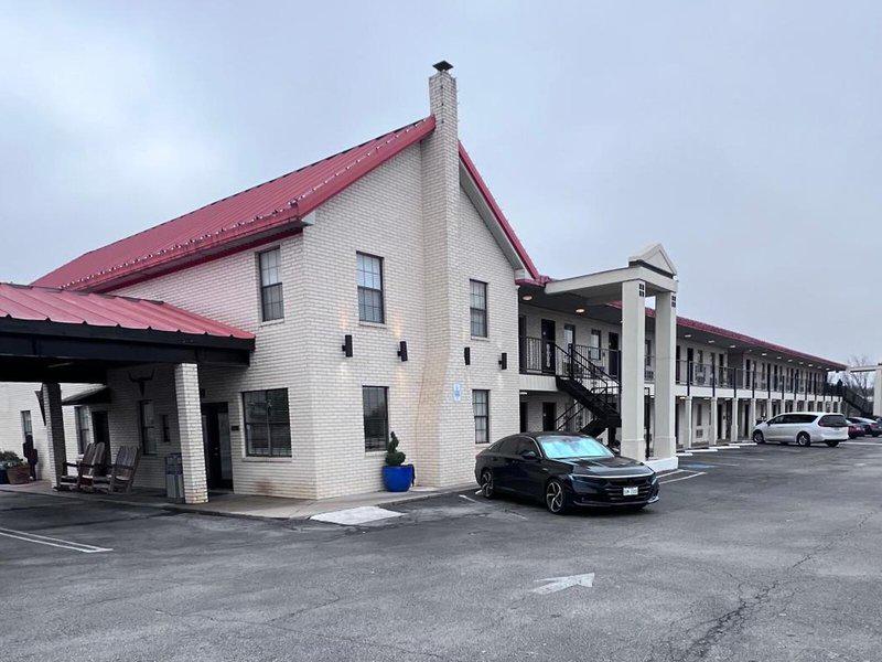 EB477C7D62B8101AC352DE8788371E7A