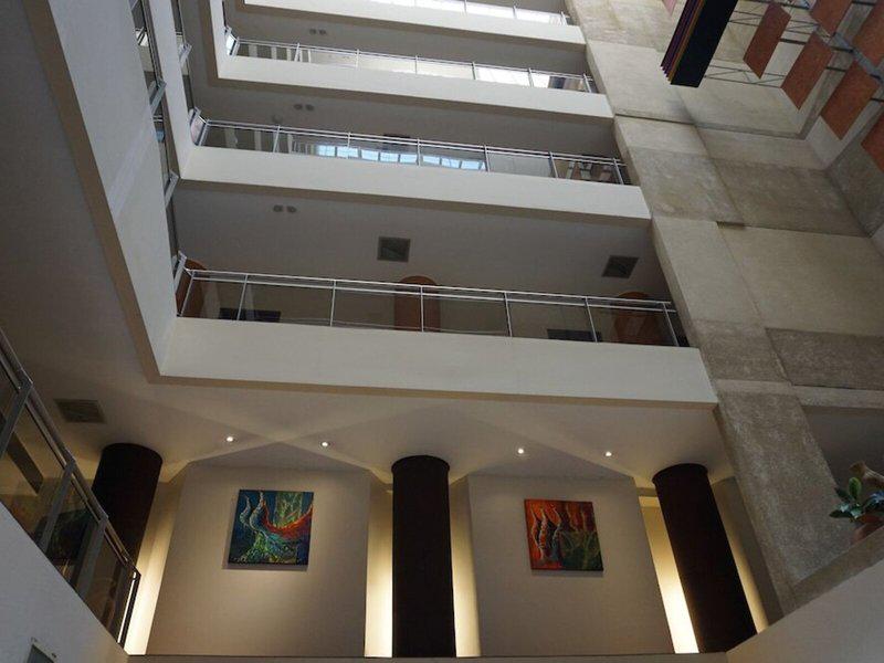 EDB78353A1AABCB5C2657ECE0E414E2D