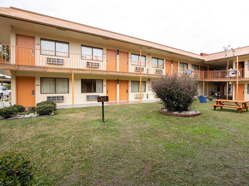 DB62D7935542BBEBED824E27F3E8AB45