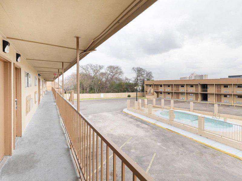 6004D84E2062DFB5CB183F7920335267