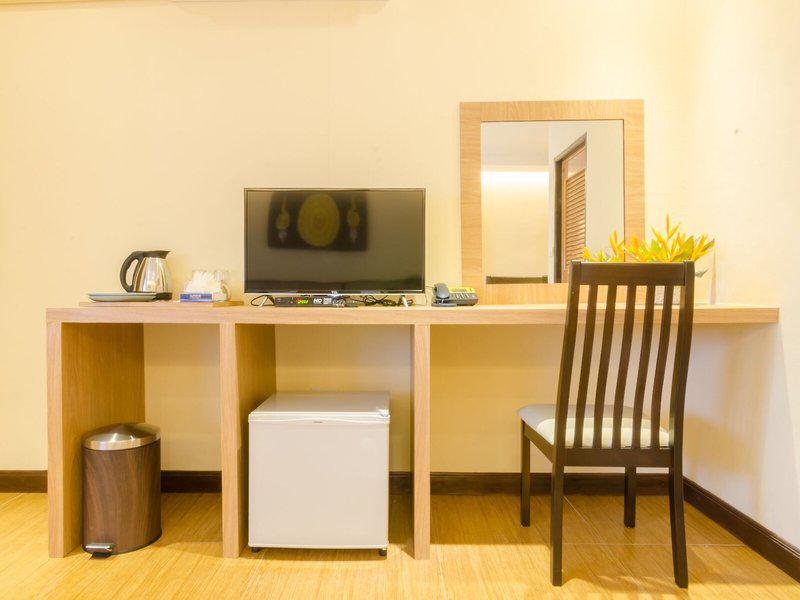 0021F11835F006A2713D0E6D8D25B527