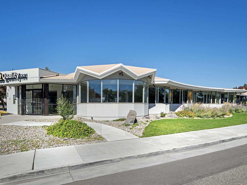 2DE75DC5A5B2609B3C8375579C912EA2