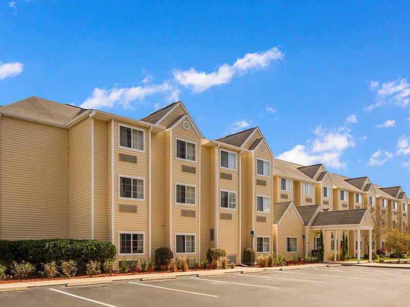 73B2B4B6E673554C750C21D6CE9485B9