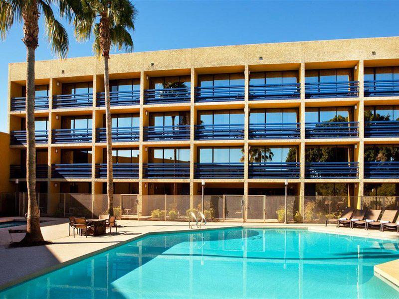 DA7B2B21ECE7D584C6D9BAA371AD62C3