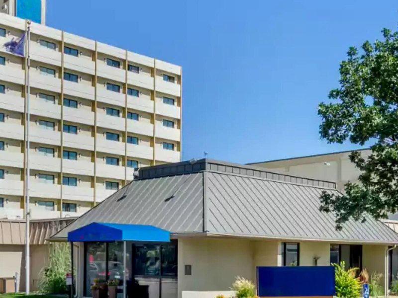 49D09D8150F7ECBCF07A633E251F8253