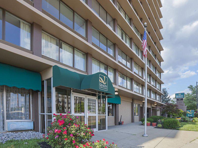 977FC2754FE3C456FCD1CBA6BD5D0743