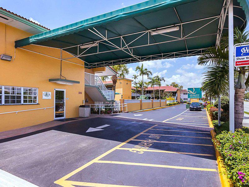 6D52E5590705C19F8F9E3C516BE5C9AE