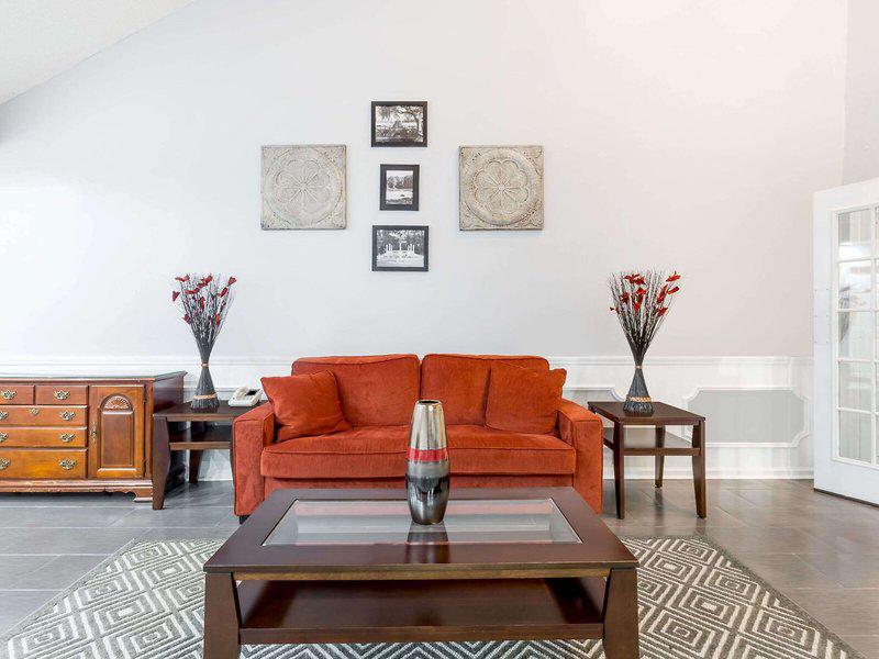 2C301133848AE03DEC742B607E3E39C0