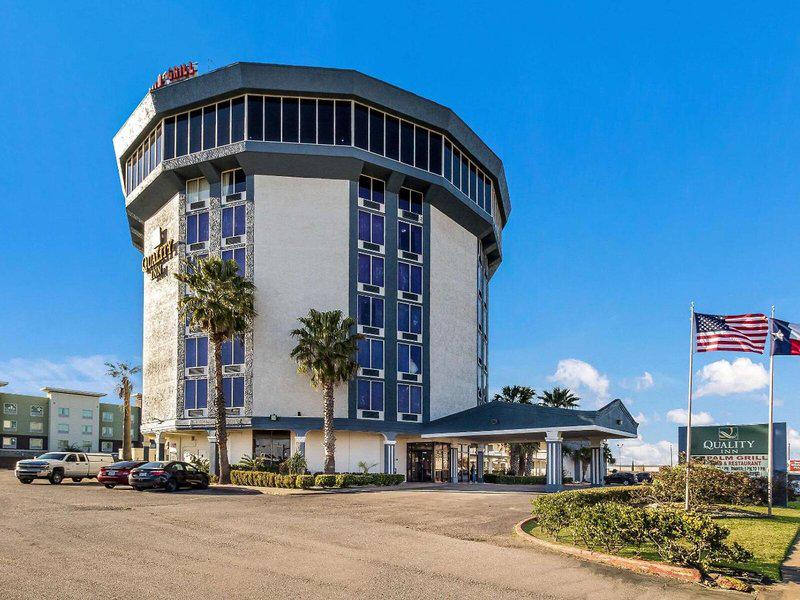 AE4EC04614AF547E6EEC8F5CA98FD55C