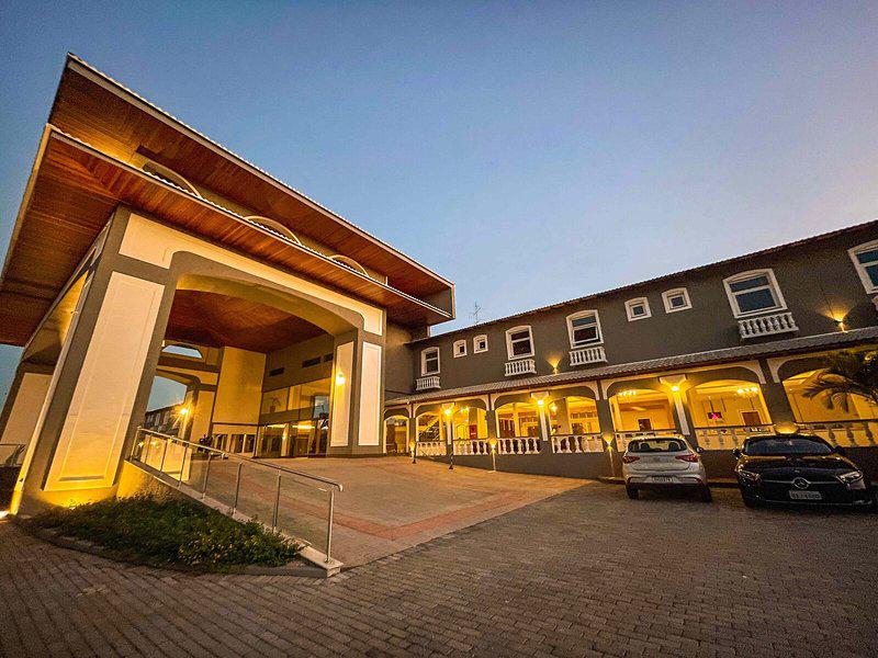 B9B25C92296F0D905211BA8CA32062BF