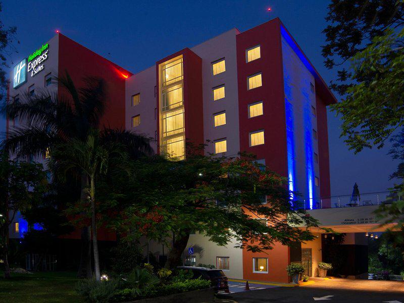 D9C08BE2F440B8F20668ACB44DE25CE7