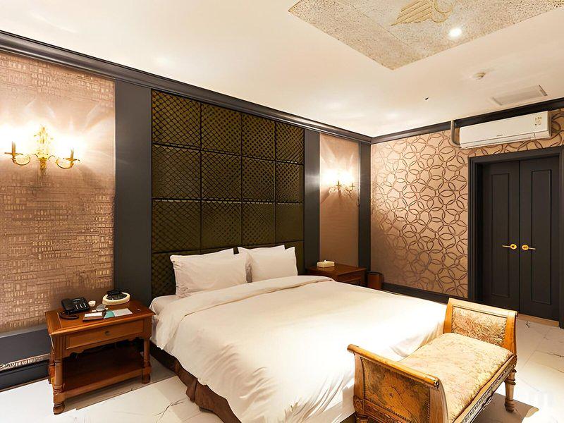 F9013C9DB348D928577A6E8FAE00669C