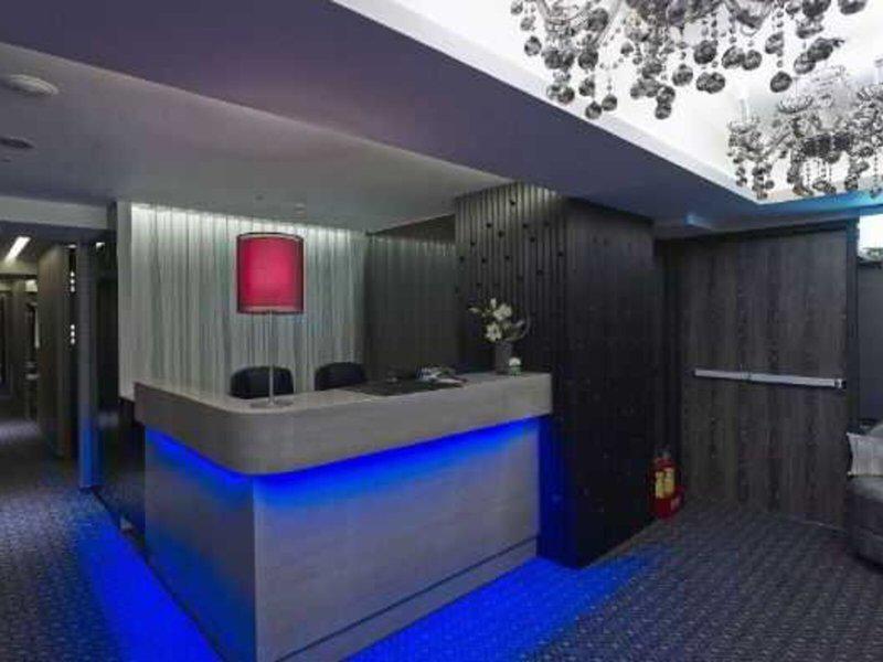 7FDC6188C3C4BF65226E0968CC4F73FA