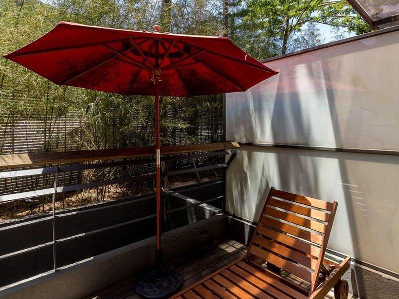 E2C451CB3C99111780B16831F9836F88