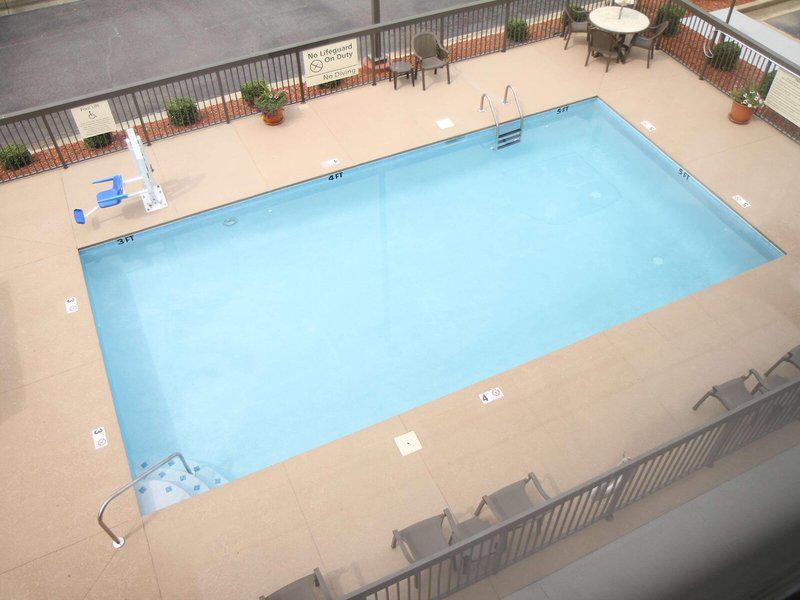 07FE98F9655FA05DE225A1F20CCB2044