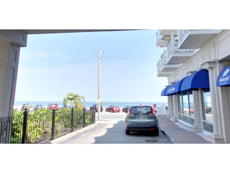 1D2C6855A26B571A050DC4FFE42D1E09