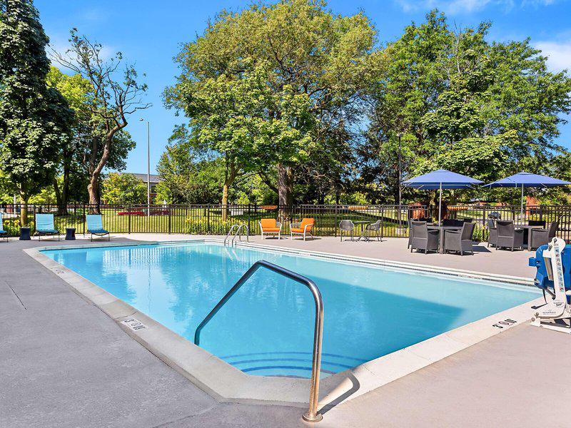 FDE863BF9FB5A3CCF0B9387F7C35C4A4