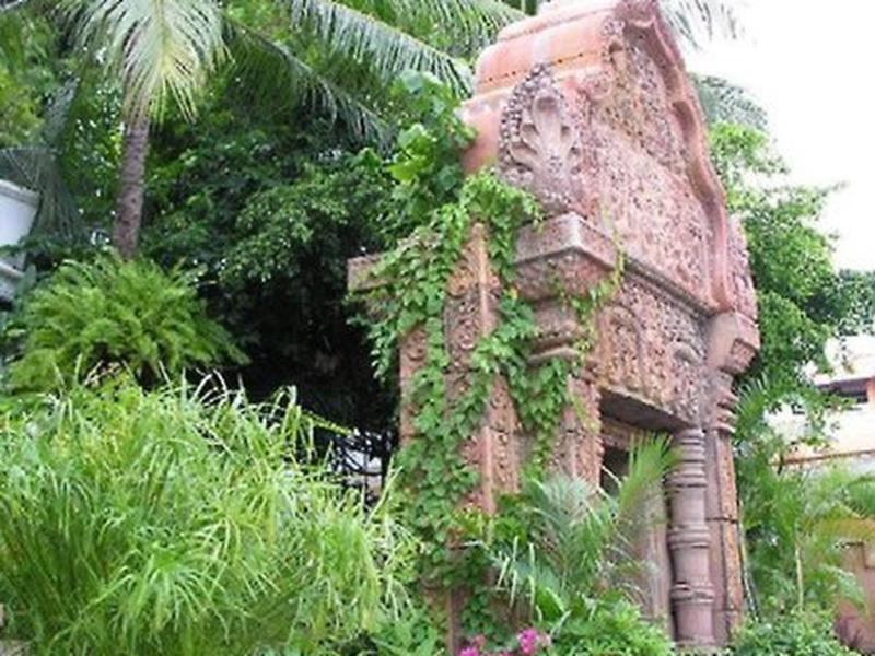 2B094E53D925F03A5D95F736CF742202