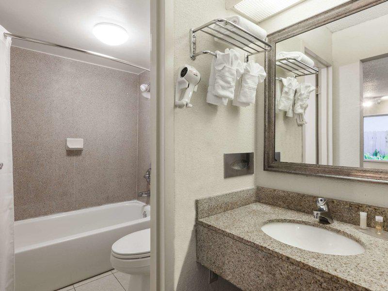 51A619FB0B138C6C4C11CFFEF157433A