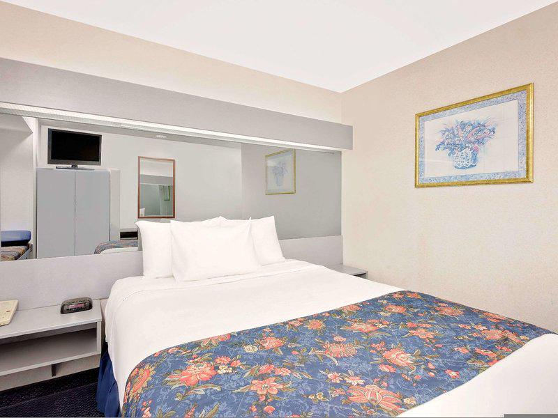 B0BBCE0884961CB2C0BA494A2C51AD4B