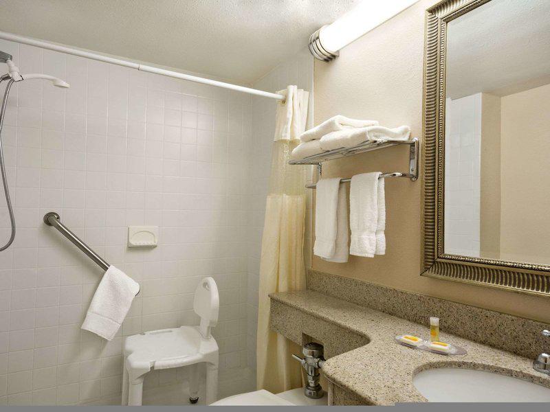 5D7B76D53609668D79F927105FABC381