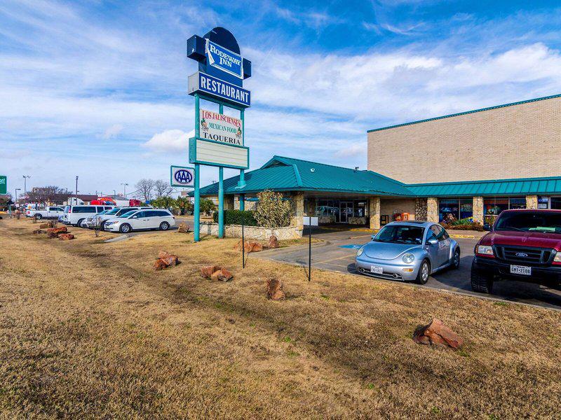 3E914566E572647F836A3D25AF6C68AB