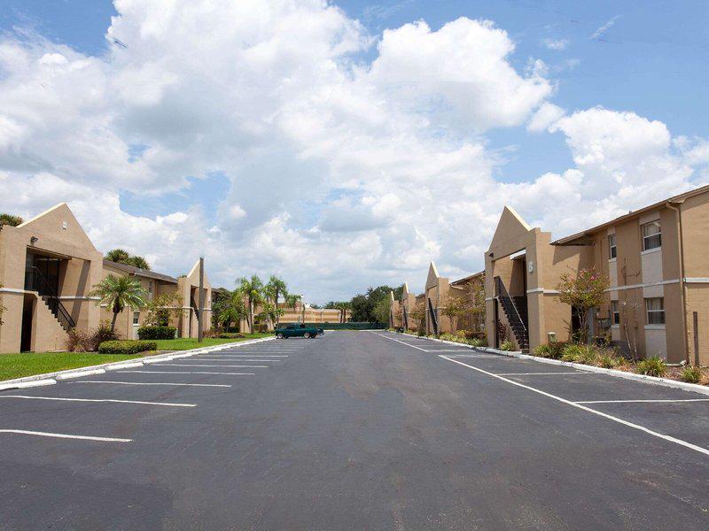 8EF205765BE656AC753336099D1C130C