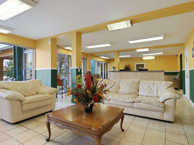 EF75068D8A53D2671E834195BBA3F464