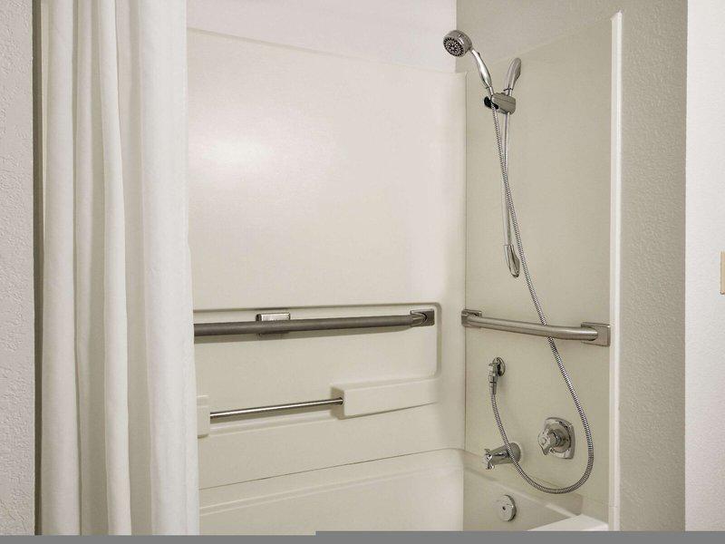 2ED739EA72ECC45A1430CA77385A231F