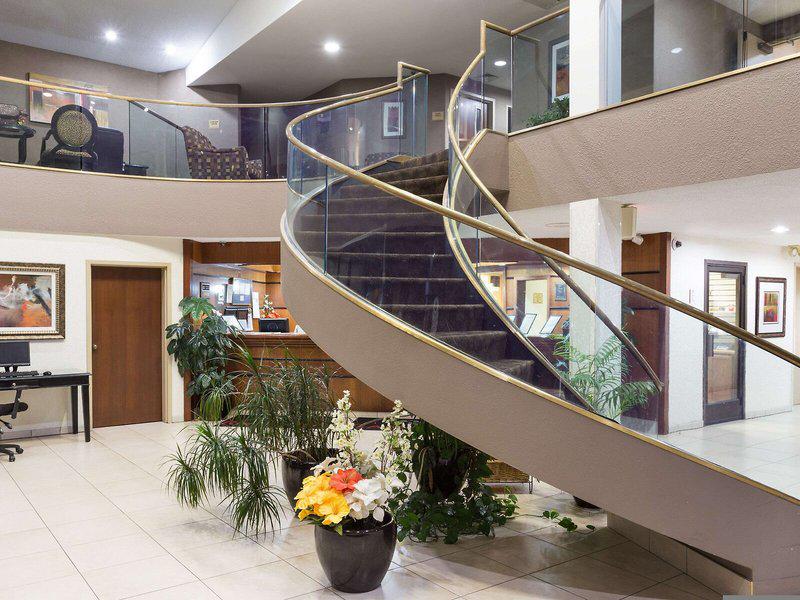 B32FECFA3C30F5E7A4D4BA6943FB5252